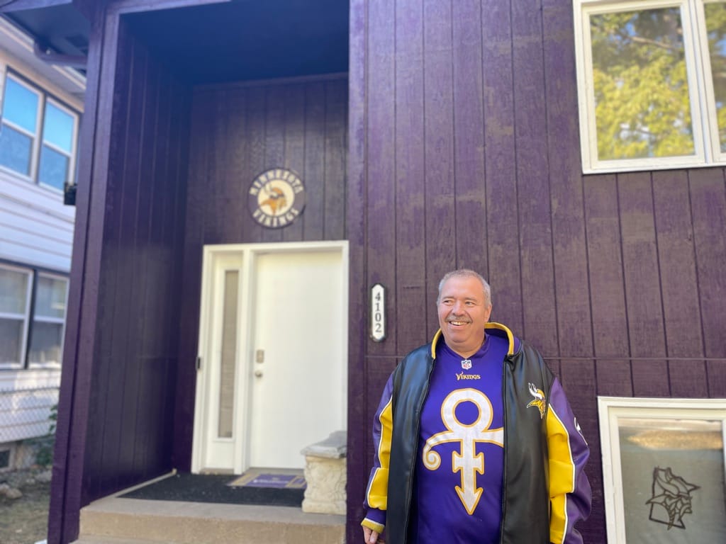 🏈 Skol! The Vikings house just got a fresh coat of purple