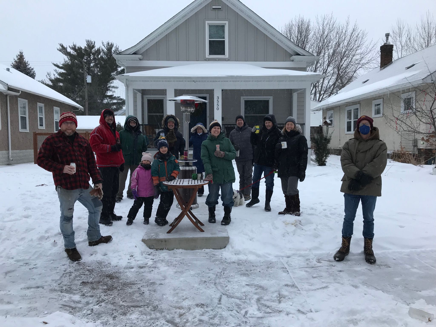 🏘️ 37th Ave's neverending block party